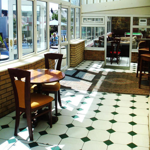 Schooner Hotel